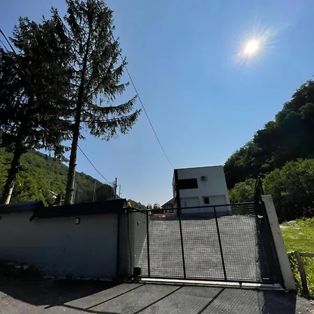 Forest View Villa